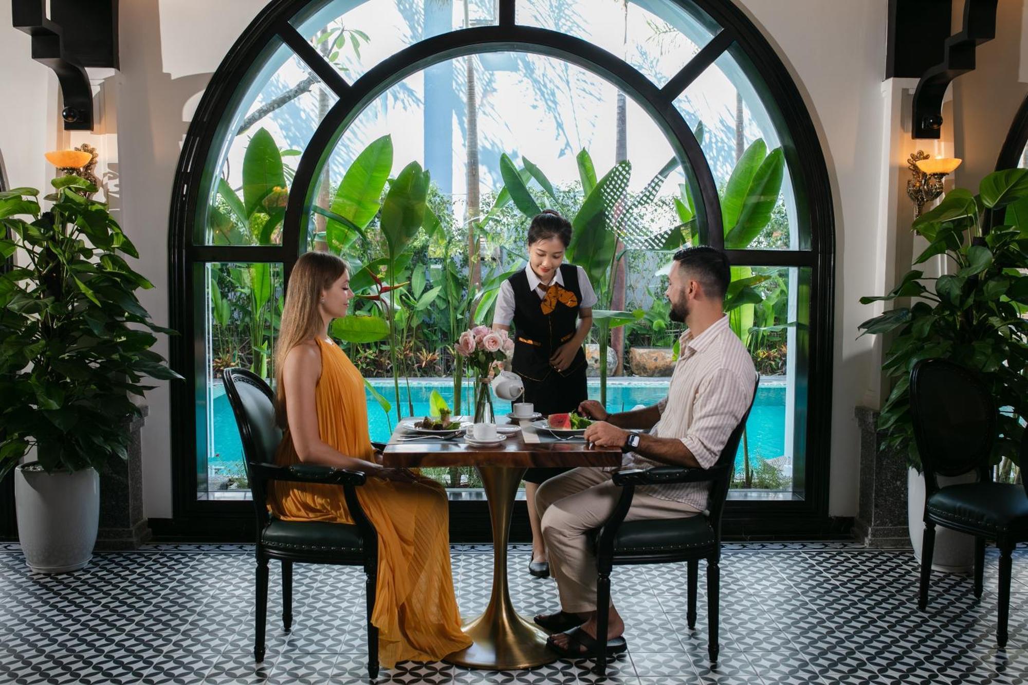 Grand Sunrise Palace Hoi An- A Luxury Indochine Hotel & Spa 外观 照片 A restaurant in Marrakech, Morocco